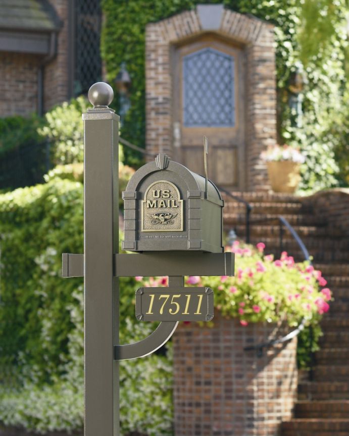 Original Keystone Series Deluxe Mailbox and Post Packages